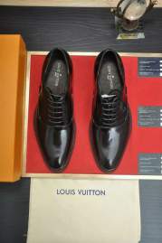 Picture of Louis Vuitton Shoes _SKULVsz38-45hnh080414647